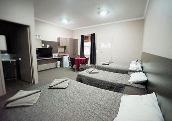 Bluestone Motor Inn Tennant Creek Ngoại thất bức ảnh