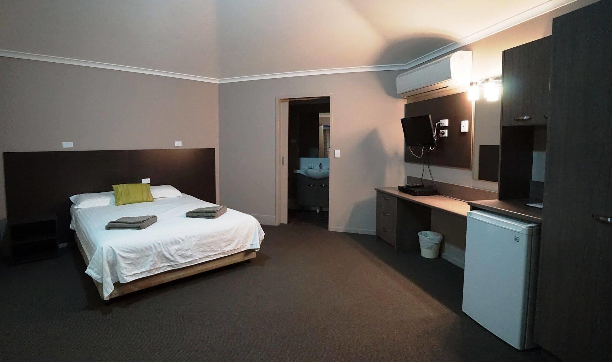 Bluestone Motor Inn Tennant Creek Ngoại thất bức ảnh