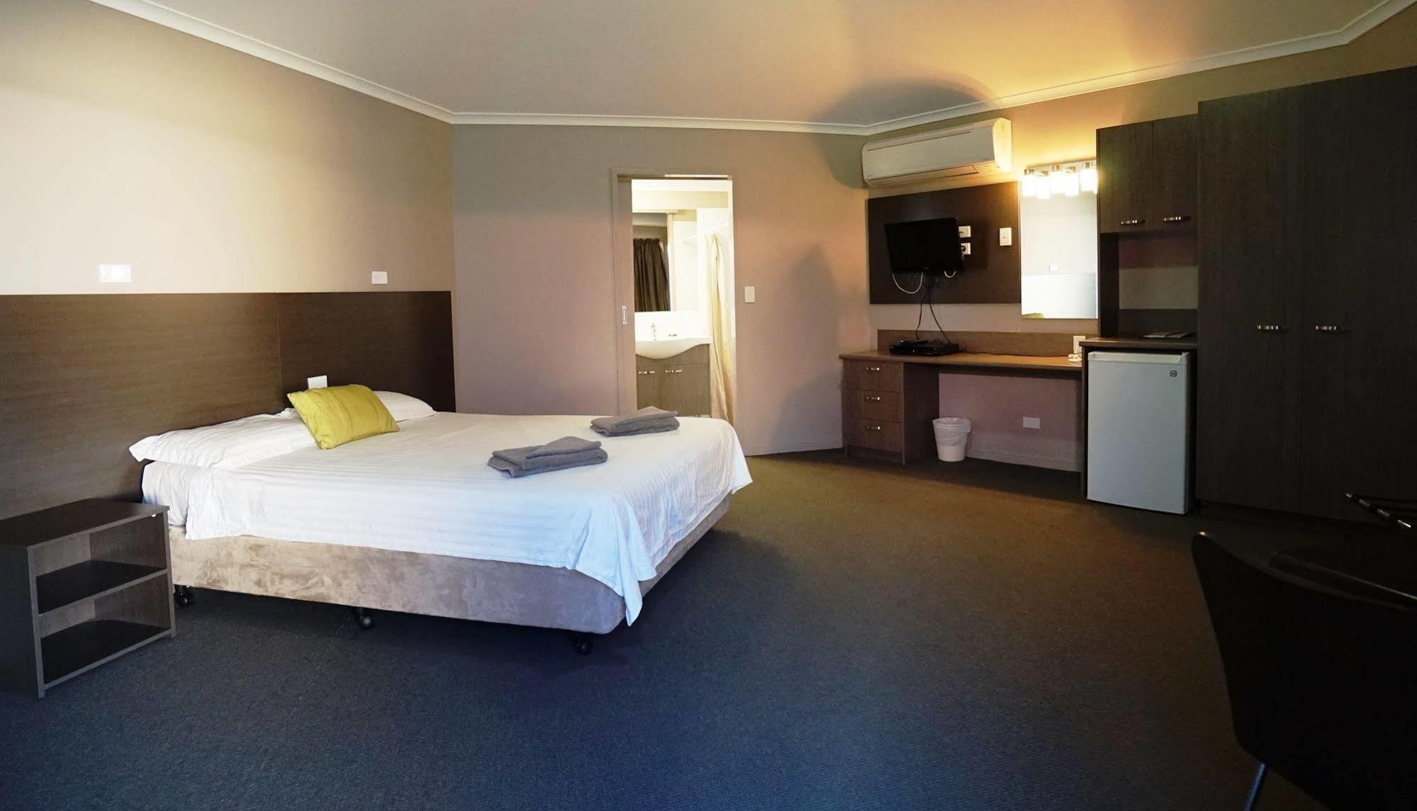 Bluestone Motor Inn Tennant Creek Ngoại thất bức ảnh